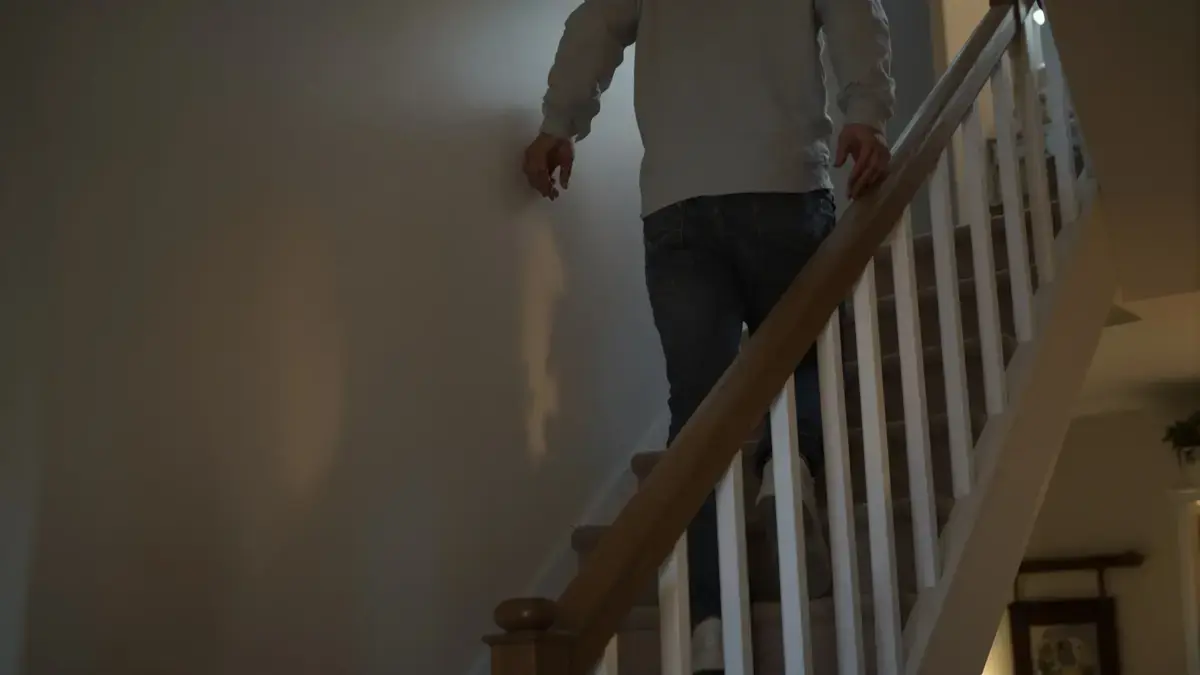 Pokračování v jízdě v noci a chození po schodech bez přemýšlení může skrývat podceňované stárnutí